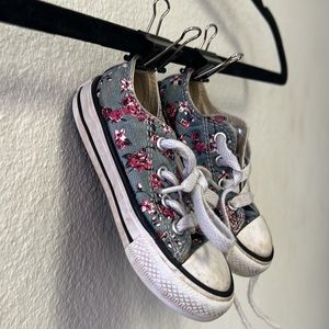Girls Converse